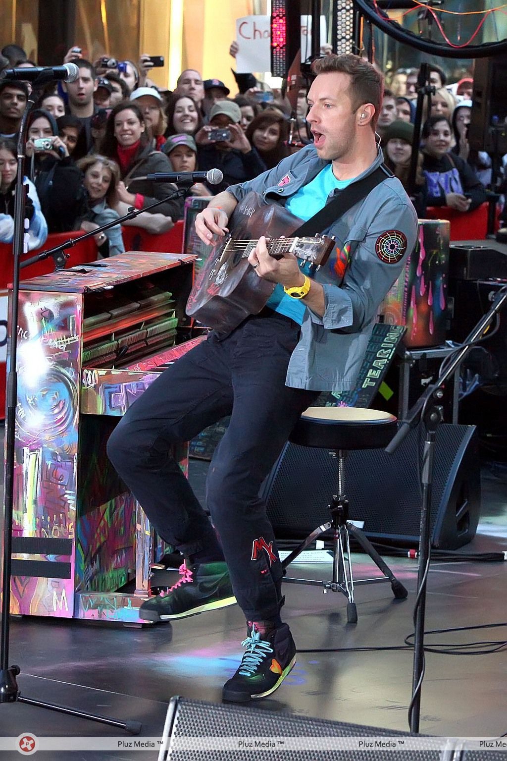 Chris Martin performing live on the 'Today' show as part of their Toyota Concert Series | Picture 107201